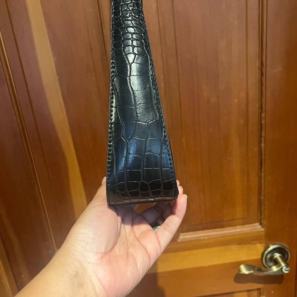 Madison West Black Croc-Embossed Shoulder Bag - Picture 2 of 9